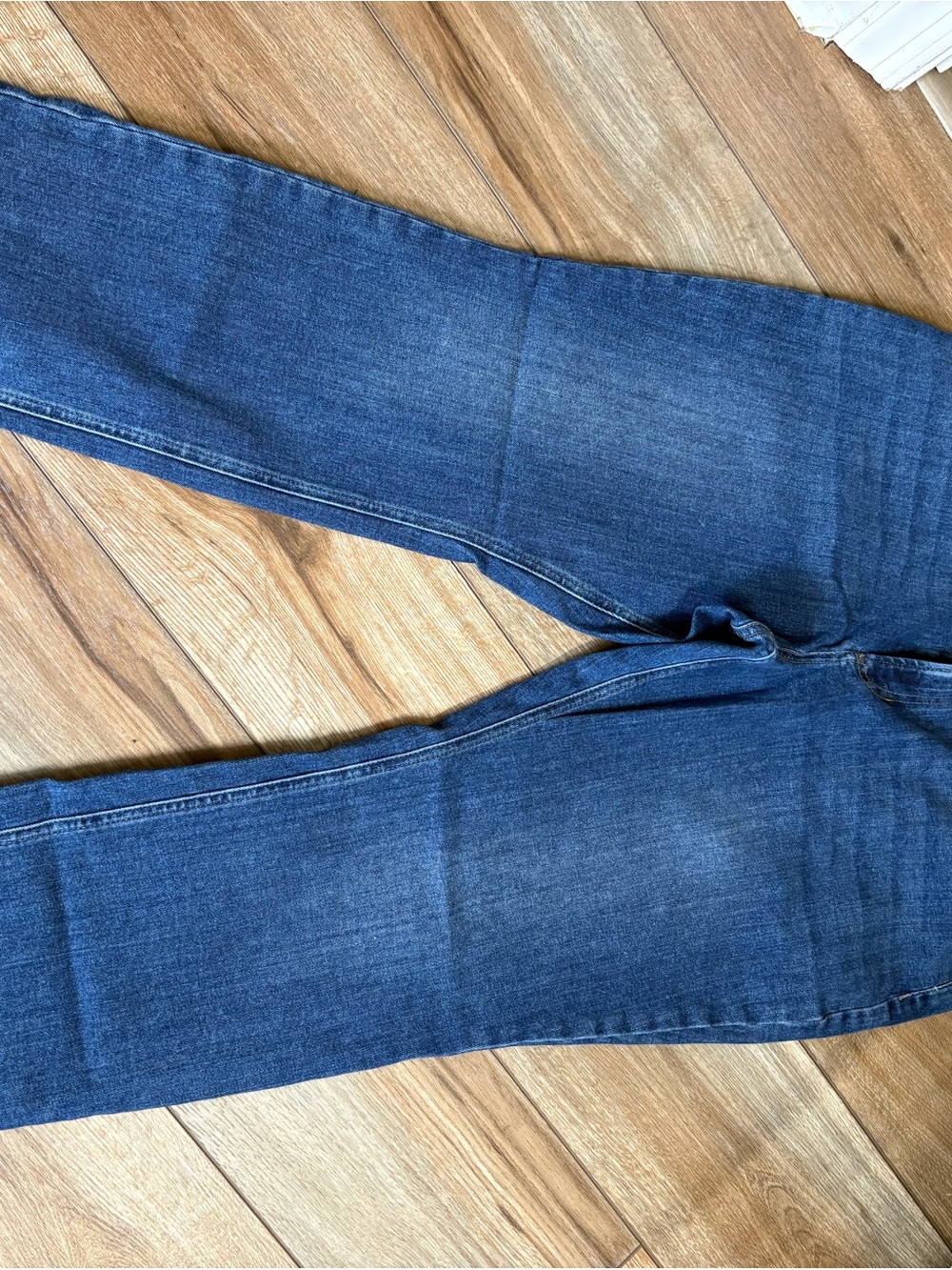 L.L. Bean Women's Medium Blue Straight-Leg Jeans